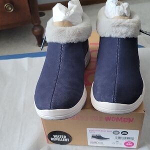 Removing Soon. Ryka Navy Winter Boots with Faux Fur Trim